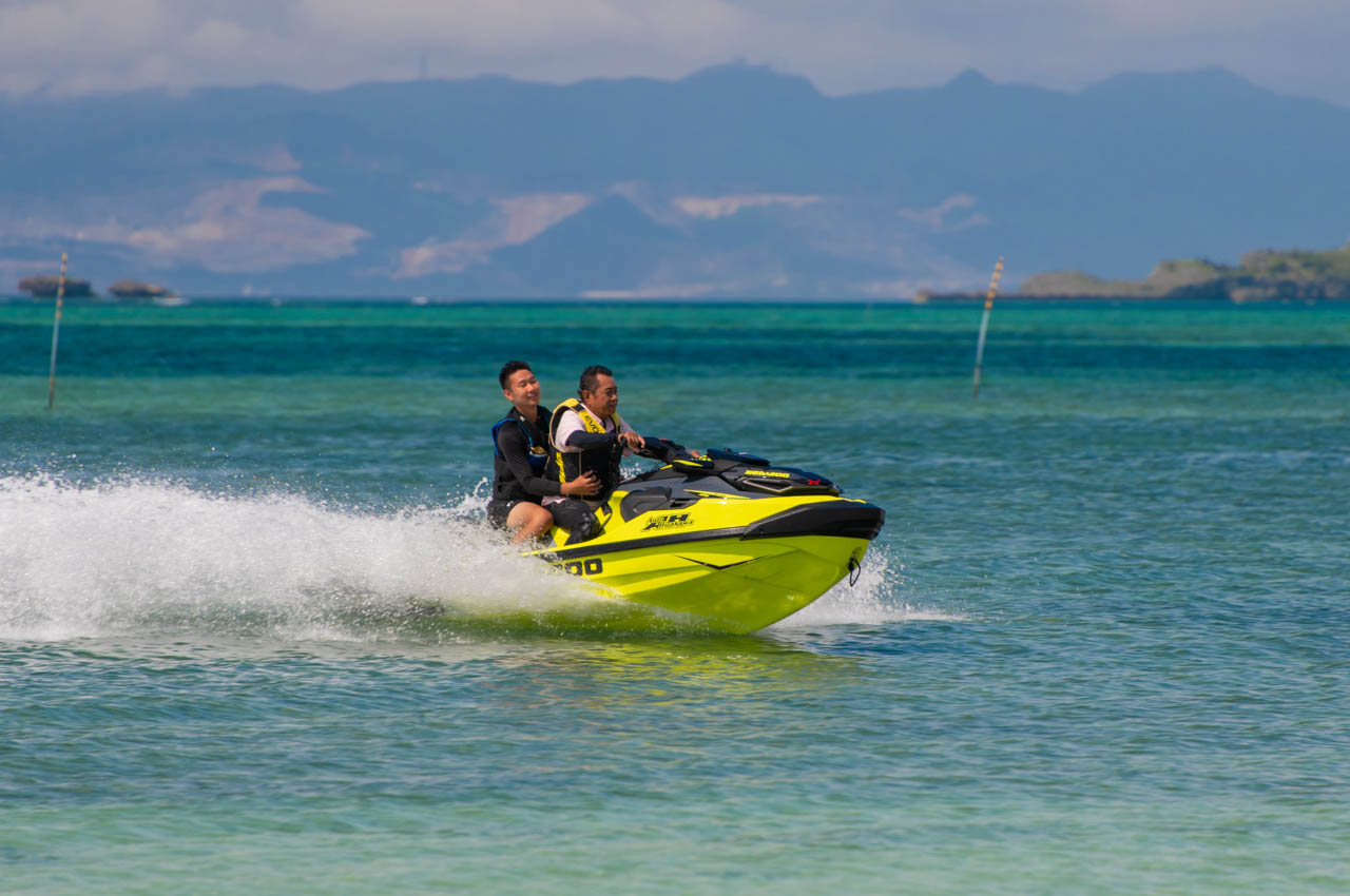 ジェットスキー