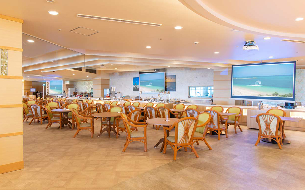 シーサイドレストラン「谷茶ベイ」