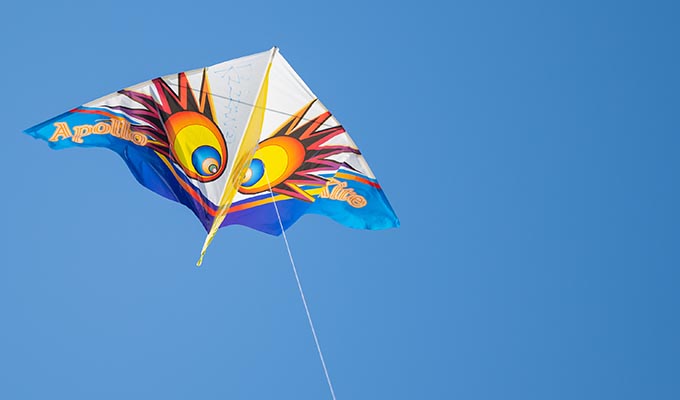 大空に舞い上げよう！親子で楽しむ凧揚げ