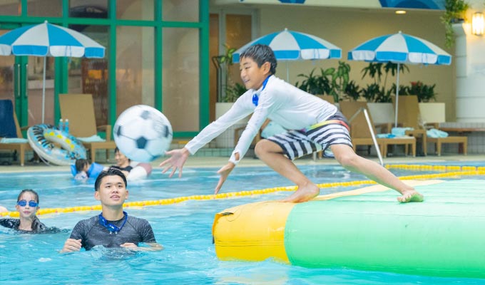 バランス感覚勝負！浮島ボールキャッチ