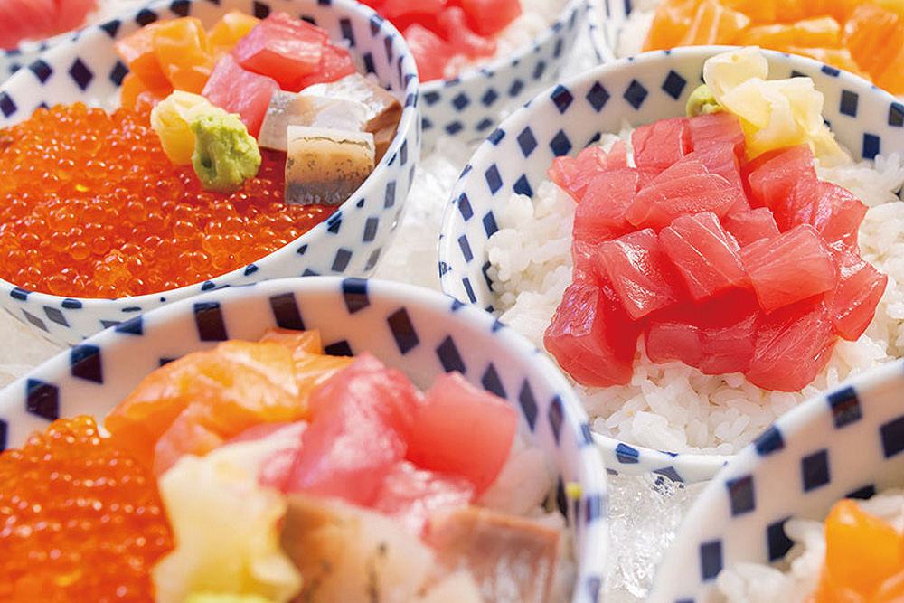 シーサイドレストラン「谷茶ベイ」