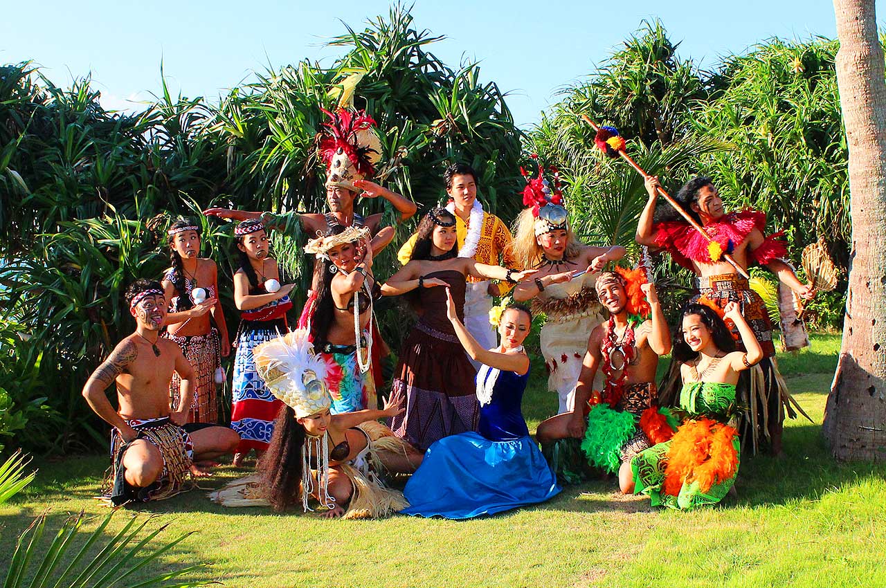 Dining Rizzan Sea Park Hotel Tancha Bay Resort Hotel Okinawa Japan