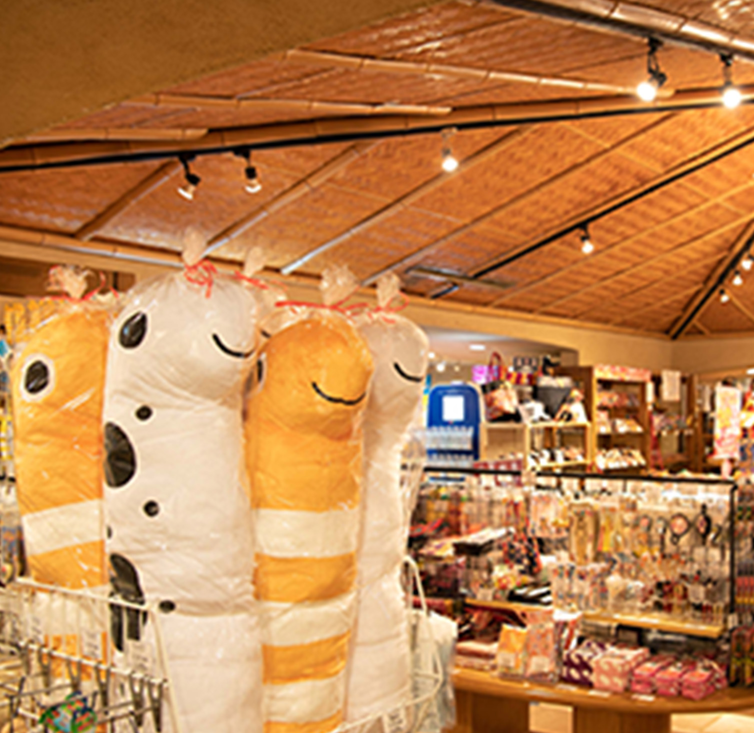 お土産品・コンビニなど店舗情報