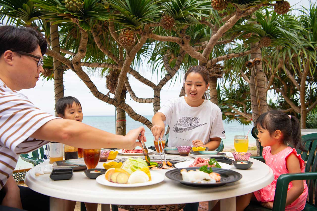 沖縄のホテル、リゾートでBBQ。レストラン アイビス