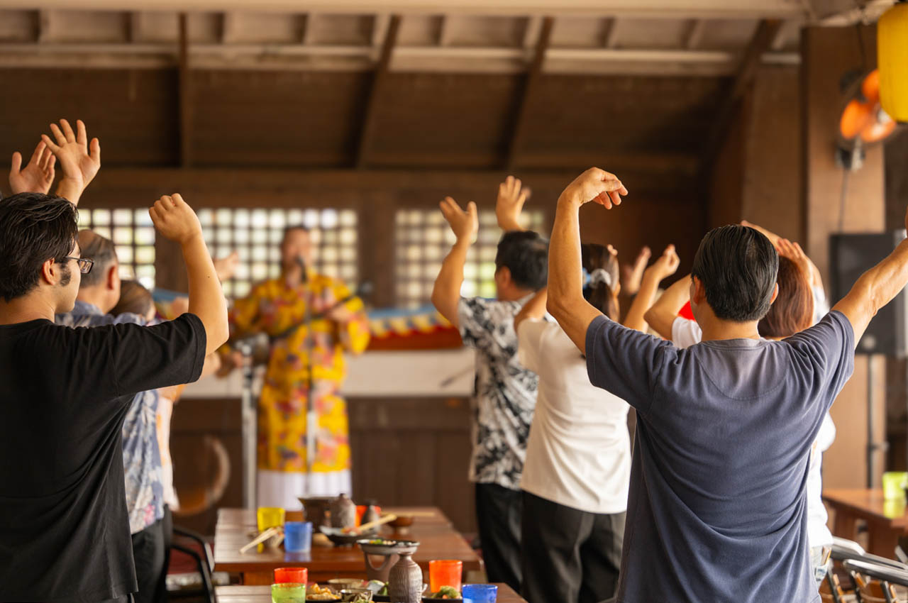 海辺の居酒屋 島唄