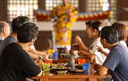 海辺の居酒屋島唄