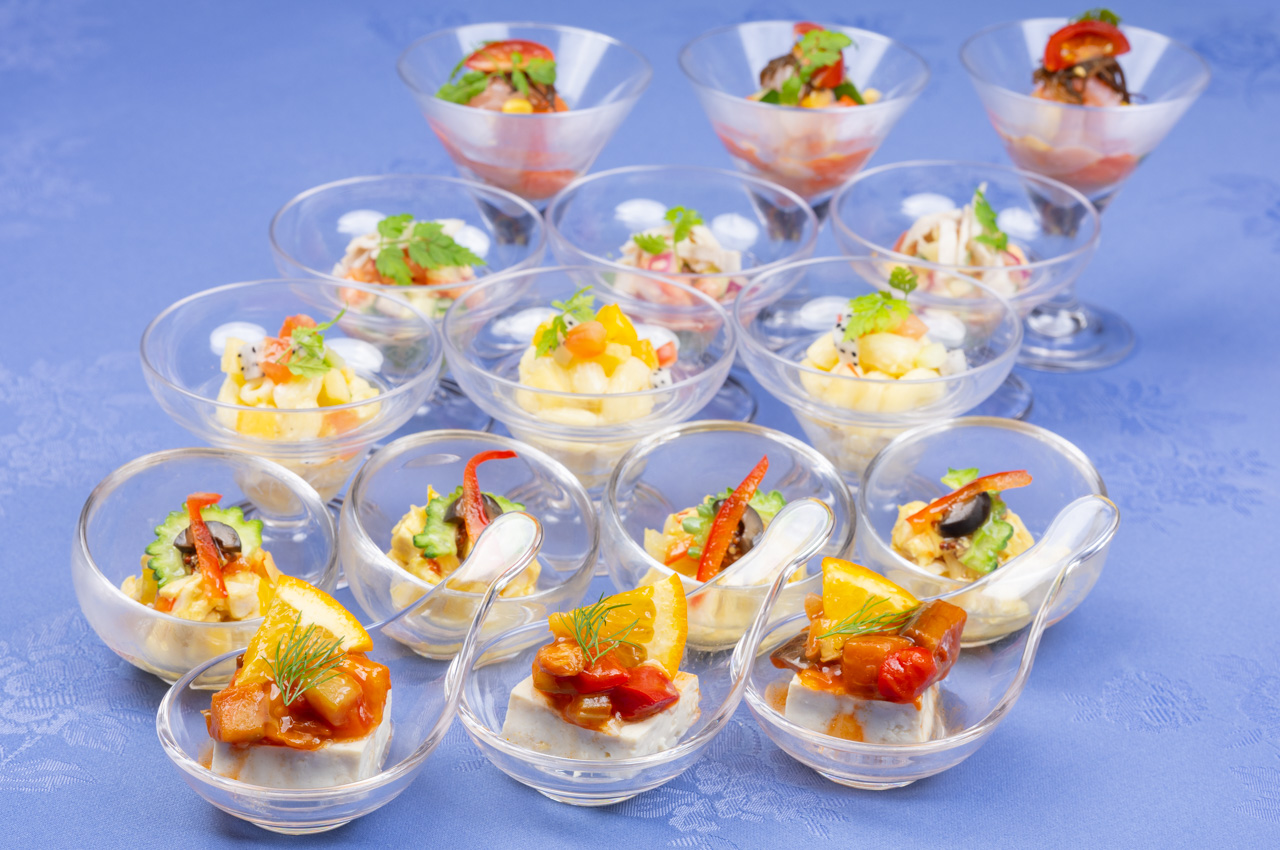 シーサイドレストラン 谷茶ベイ 洋食・中華・琉球ディナービュッフェ