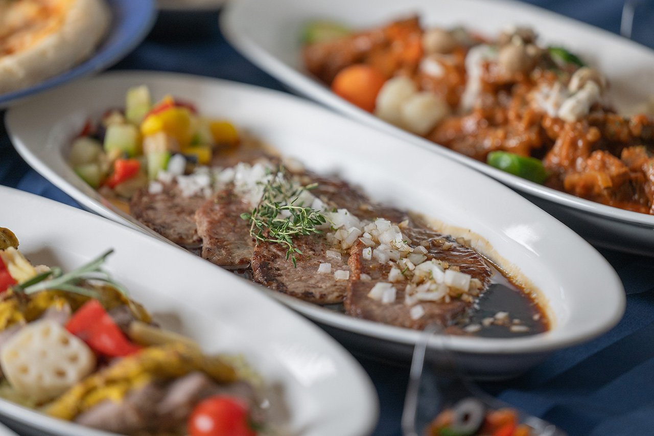 シーサイドレストラン 谷茶ベイ 洋食・中華・琉球ディナービュッフェ